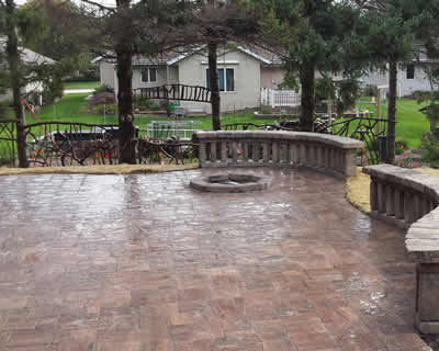 Hardscaping Services Prodiving Fire Pits and Outdoor Fireplaces
