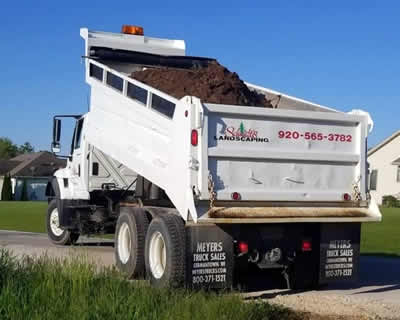 Mulching & Topsoil Installation Sheboygan